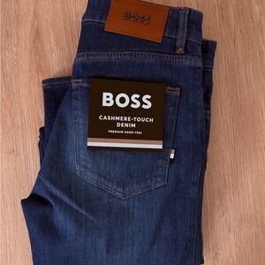 Hugo Boss Men's Dark Blue Slim Jeans Maine Cashmere